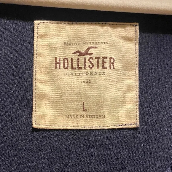 Hollister Navy Blue Crewneck Top - Picture 2 of 2